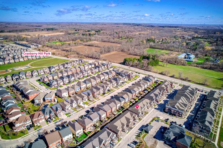Photo 39 at 33 - 22 Spring Creek Drive, Waterdown, Hamilton
