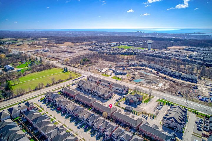 Photo 41 at 33 - 22 Spring Creek Drive, Waterdown, Hamilton