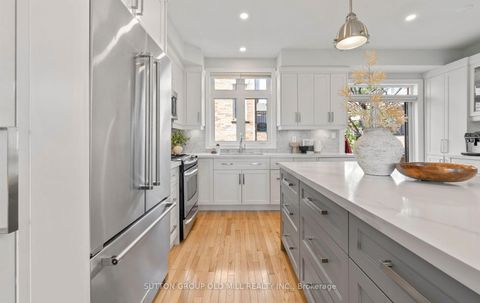 Photo 10 at 36 Clockwork Lane, Queensway, Toronto