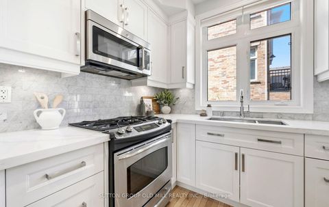 Photo 11 at 36 Clockwork Lane, Queensway, Toronto