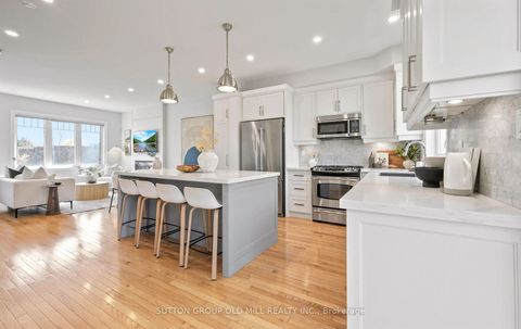 Photo 14 at 36 Clockwork Lane, Queensway, Toronto