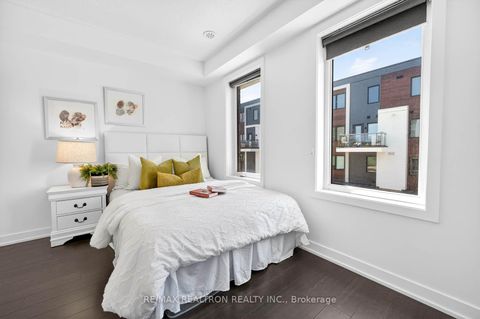 Photo 23 at 3 - 110 Stanley Greene Boulevard, CFB, Toronto