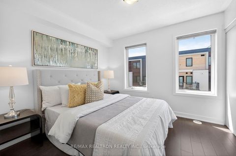 Photo 34 at 3 - 110 Stanley Greene Boulevard, CFB, Toronto