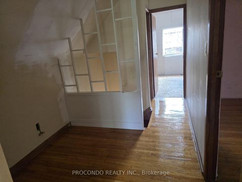 Photo 8 at 286 Harvie Avenue, Fairbank, Toronto