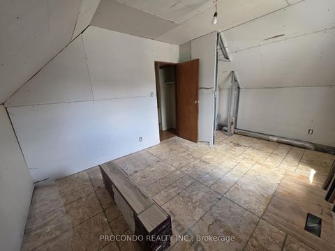 Photo 11 at 286 Harvie Avenue, Fairbank, Toronto