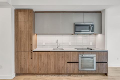 Photo 7 at 430 - 150 Logan Avenue, South Riverdale, Toronto