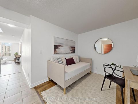 Photo 17 at 811 - 225 Wellesley Street E, South St. James Town, Toronto