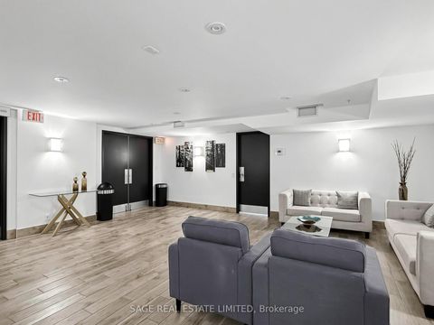 Photo 27 at 811 - 225 Wellesley Street E, South St. James Town, Toronto