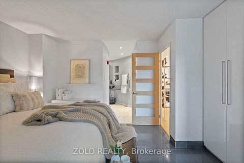 Photo 21 at 302 - 55 Lombard Street, Yonge Corridor, Toronto