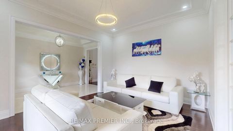 Photo 3 at 95 Sarracini Crescent, Islington Woods, Vaughan