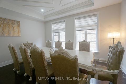 Photo 24 at 95 Sarracini Crescent, Islington Woods, Vaughan
