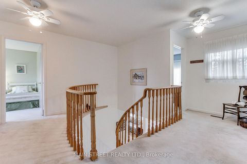 Photo 15 at 21 Chadburn Crescent, Hills of St Andrew, Aurora