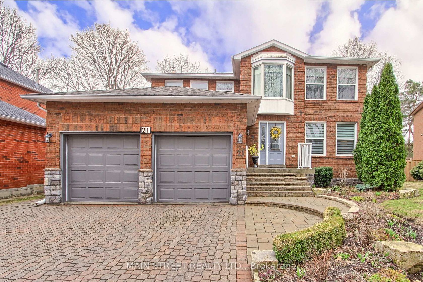 21 Chadburn Crescent, Hills of St Andrew, Aurora photo 2