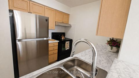 Photo 1 at PH10 - 3088 Kennedy Road, Steeles, Toronto