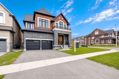 Photo 1 at 1367 Lawson Street, Alcona, Innisfil