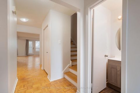 Photo 3 at 37 - 11 Plaisance Road, North Richvale, Richmond Hill