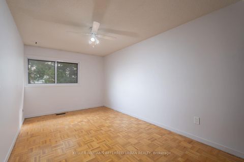 Photo 19 at 37 - 11 Plaisance Road, North Richvale, Richmond Hill