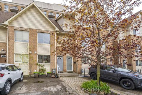 Photo 2 at # 13 - 25 Replin Road, Lawrence, Toronto