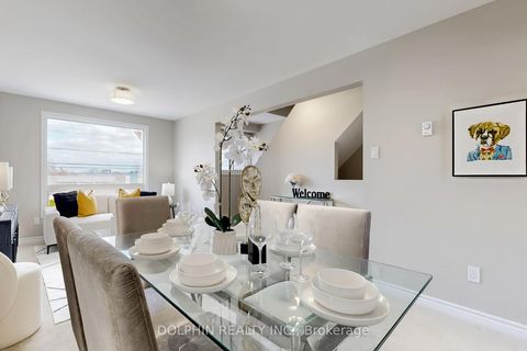 Photo 11 at 14 - 33 Celeste Drive, West Hill, Toronto