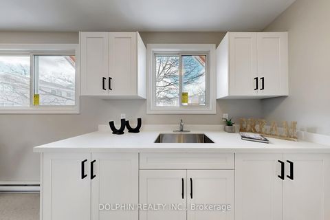 Photo 14 at 14 - 33 Celeste Drive, West Hill, Toronto