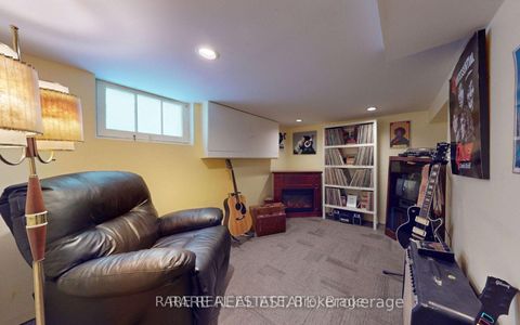 Photo 16 at 81 Bowood Avenue, Lawrence Park North, Toronto
