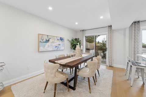 Photo 9 at 42 - 765 Oklahoma Drive, West Shore, Pickering