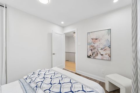 Photo 27 at 42 - 765 Oklahoma Drive, West Shore, Pickering
