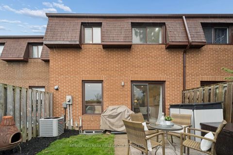 Photo 36 at 42 - 765 Oklahoma Drive, West Shore, Pickering