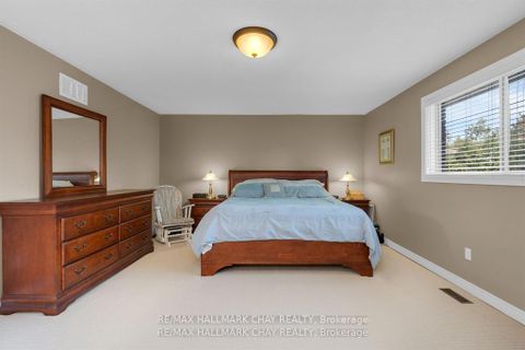 Photo 20 at 82 Bishop Drive, Ardagh, Barrie