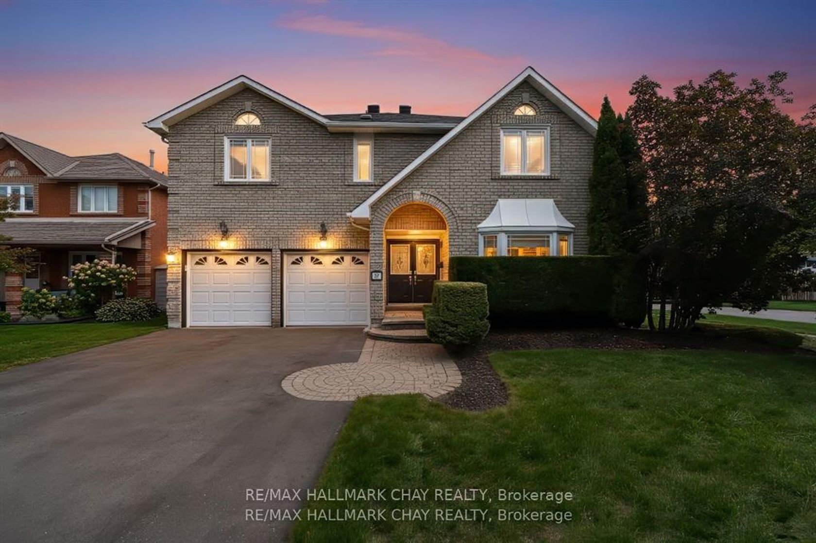 82 Bishop Drive, Ardagh, Barrie photo 0