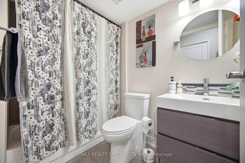 Photo 4 at 611 - 1 Rowntree Road, Jamestown, Toronto