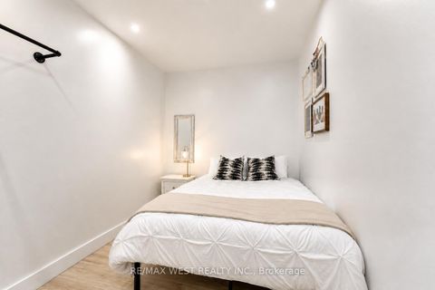Photo 41 at 6 Creston Road, Glen Park, Toronto