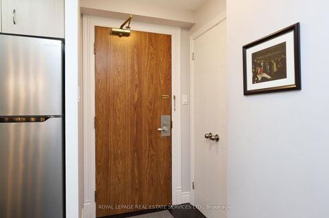 Photo 4 at 504 - 105 Victoria Street, Yonge Corridor, Toronto