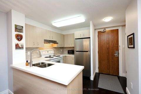 Photo 6 at 504 - 105 Victoria Street, Yonge Corridor, Toronto