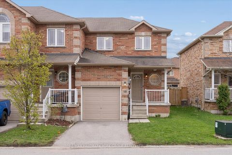 Photo 1 at 70 - 50 Southwoods Crescent, Holly, Barrie