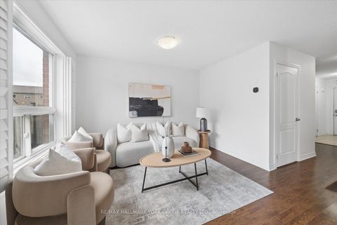 Photo 7 at 70 - 50 Southwoods Crescent, Holly, Barrie