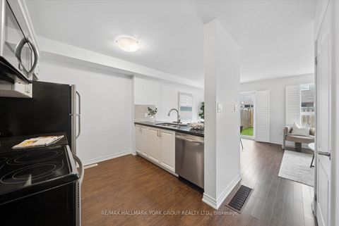 Photo 16 at 70 - 50 Southwoods Crescent, Holly, Barrie