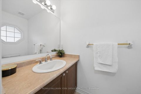 Photo 17 at 70 - 50 Southwoods Crescent, Holly, Barrie