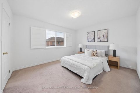 Photo 18 at 70 - 50 Southwoods Crescent, Holly, Barrie