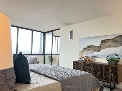 Photo 6 at 2012 - 2330 Bridletowne Circle, L'Amoreaux, Toronto