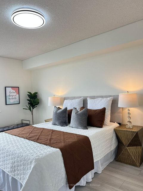 Photo 11 at 2012 - 2330 Bridletowne Circle, L'Amoreaux, Toronto
