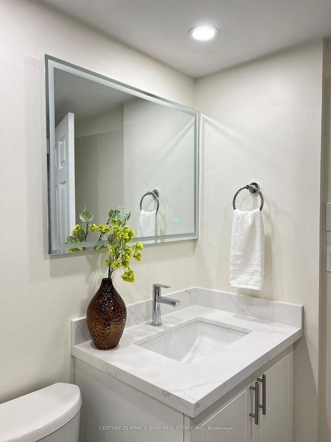 Photo 12 at 2012 - 2330 Bridletowne Circle, L'Amoreaux, Toronto