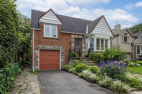Photo 1 at 3 Glenroy Avenue, Queensway, Toronto