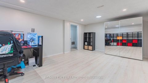Photo 19 at 1 - 20 Crockamhill Drive, Agincourt North, Toronto