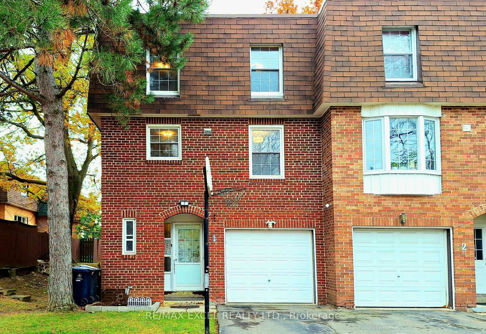 1 - 20 Crockamhill Drive, Agincourt North, Toronto photo 3