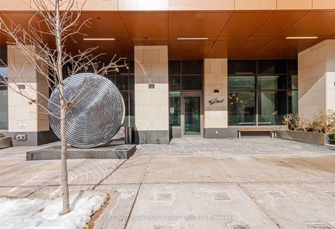 Photo 2 at 405 - 6 Jackes Avenue, Moore Park, Toronto