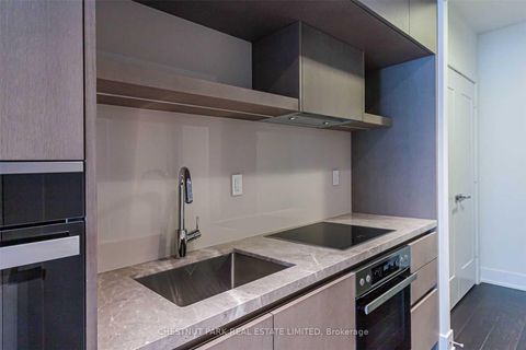 Photo 7 at 405 - 6 Jackes Avenue, Moore Park, Toronto