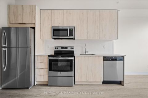 Photo 13 at 215 - 1350 Kingston Road, Cliffside, Toronto