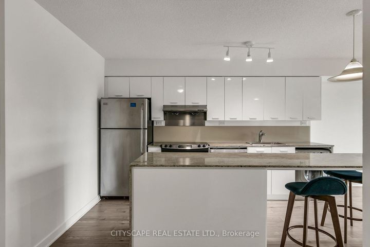 Photo 9 at 1507 - 33 Singer Court, Bayview Village, Toronto