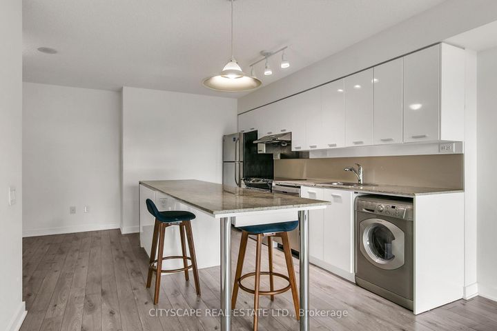 Photo 15 at 1507 - 33 Singer Court, Bayview Village, Toronto